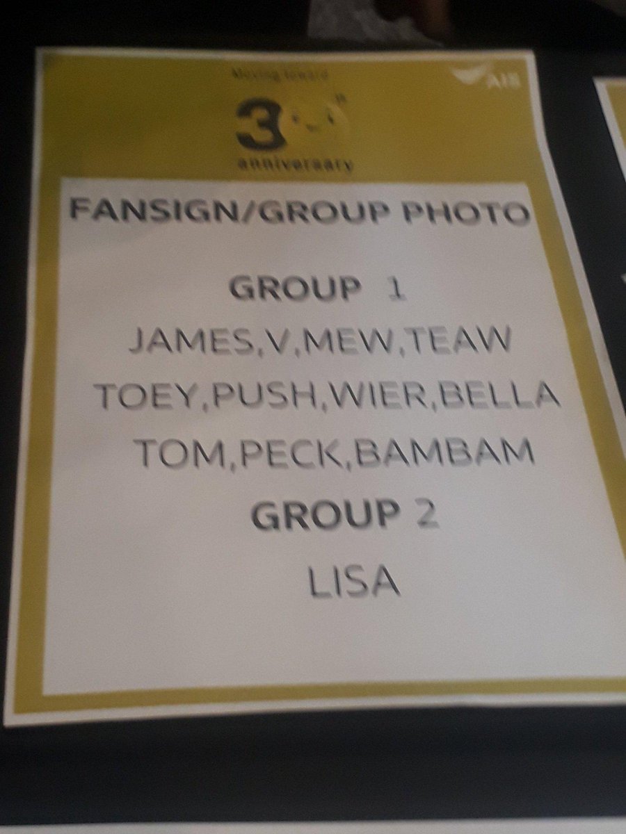 slays_world's tweet photo. Excluding her in her home country and not allowing to even take a backstage picture with the other AIS members. It looks like Lisa is in prision not allowed to do anything which doesn't bring extra money to YG

YG Treat Lisa Better 
@ygent_official @ygofficialblink https://t.co/EqjNcoPT6i