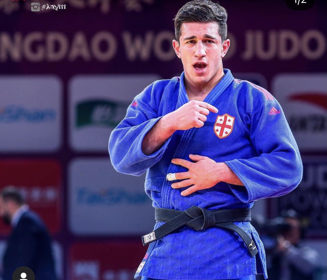 菊池 洵那 皆さんの好きな柔道衣のデザインありますか 日本人選手はもちろんカッコいい 個人的に九櫻のロシアの国章ではなく国旗の方とジョージアのアディダスの赤刺繍がカッコいいと思う フランス ブラジル ドイツも独自のカラーを出してますね