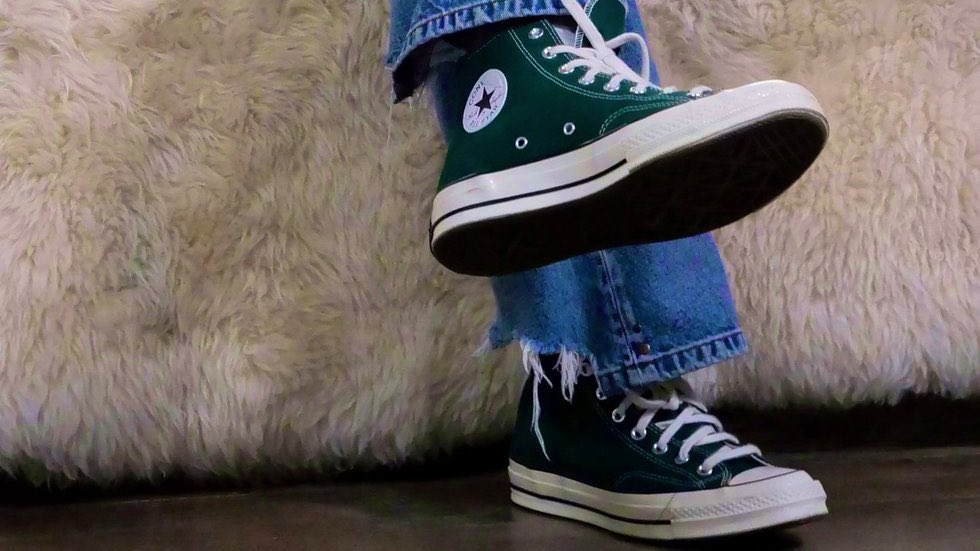 jimin yellow converse