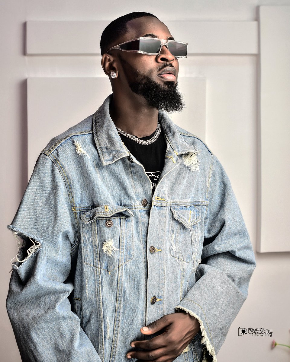 iam_ump's tweet photo. Am blessed and gifted my music will make a way for me https://t.co/PJgycDIHQJ