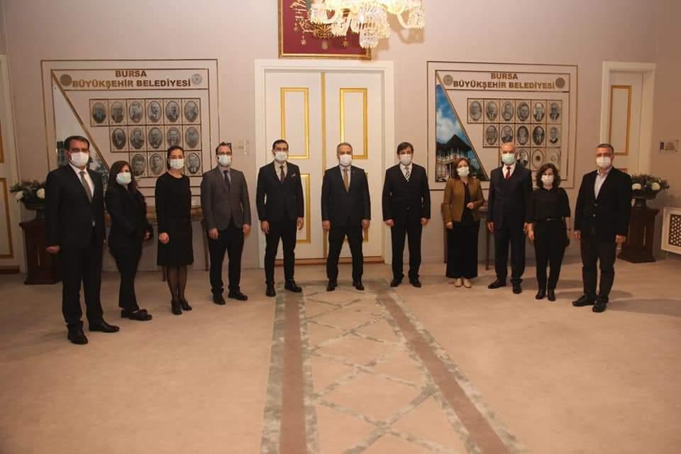 Bursa İl MEM Ar-Ge Birimi tarafından hazırlanan ve Bursa Büyükşehir Belediyesi ile Şahin Yılmaz İlkokulunun ortağı olduğu “Okulun Ötesinde" Erasmus+ projesinin sözleşmesi İl Millî Eğitim Müdürü Sabahattin Dülger ve Büyükşehir Belediye Başkanı Alinur Aktaş'ın katılımıyla imzalandı