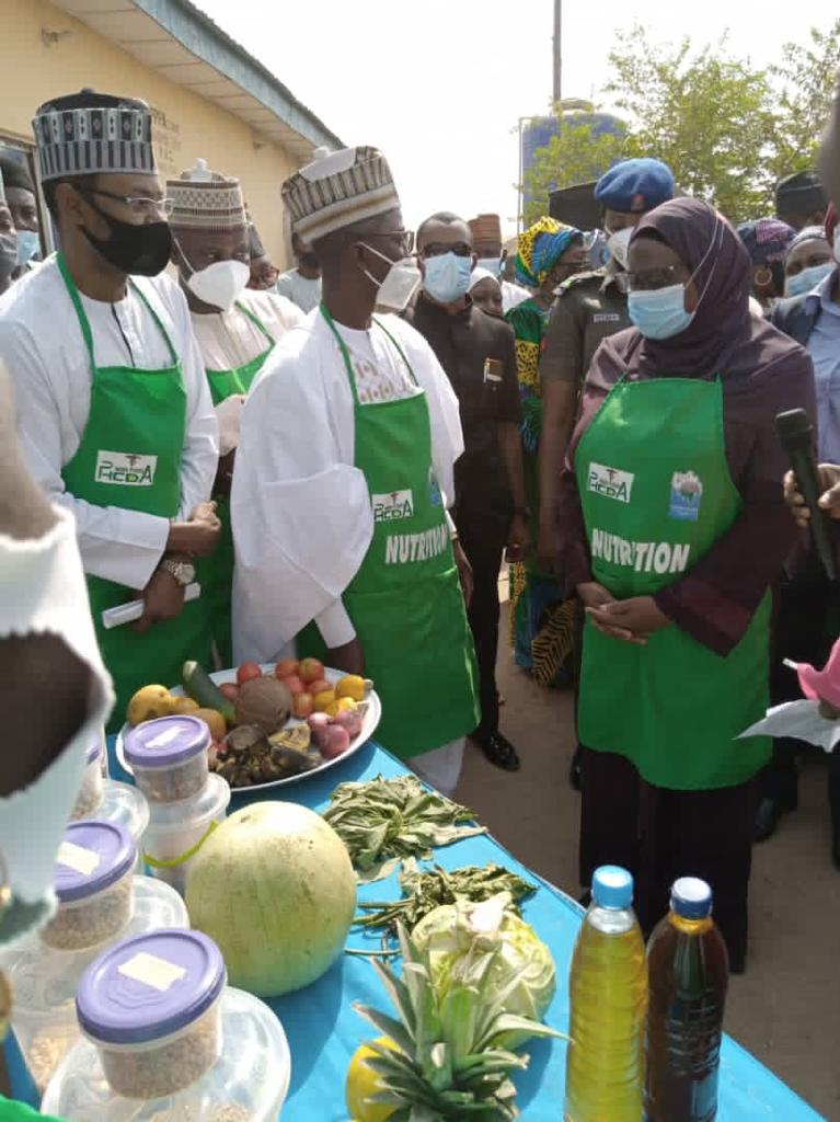 rumilifekit's tweet photo. Rumi Life Kit in partnership with the Niger State Ministry of Health Affairs carried out a one week health and nutrition distribution to women and children in rural communities in the state. https://t.co/Qclr3c9gto