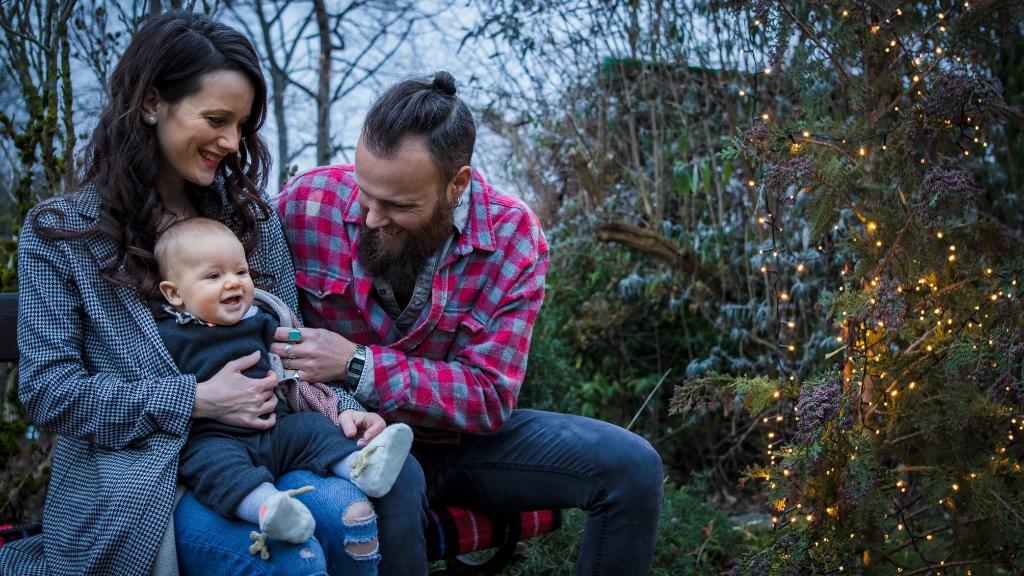 NestleUKI's tweet image. #DYK we recently implemented a more inclusive &amp;amp; gender-neutral parental support policy, including four weeks fully paid parental leave for second caregiver, to allow parents to spend more time with their new child.

Read more about The Parenting Index 2021 spr.ly/6010HYVYs