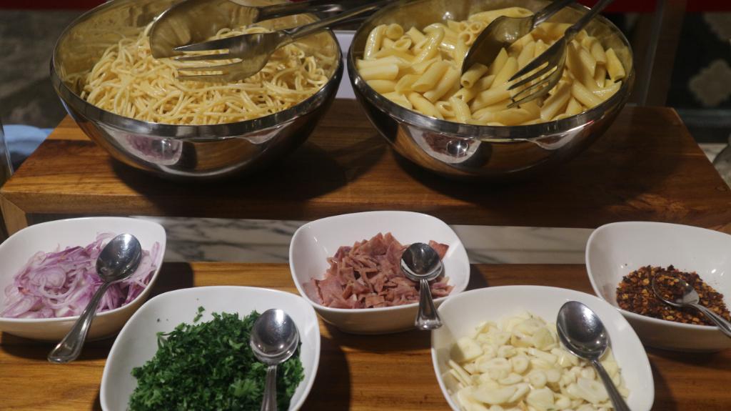 MarriottYogya's tweet photo. Craving for pasta? Enjoy it in Saturday Buffet Dinner tomorrow 
All you can eat dinner IDR 180.000++/person (50% disc for kids 4-11 y.o)
Info: +628112937286 https://t.co/RlC2AfLdHA