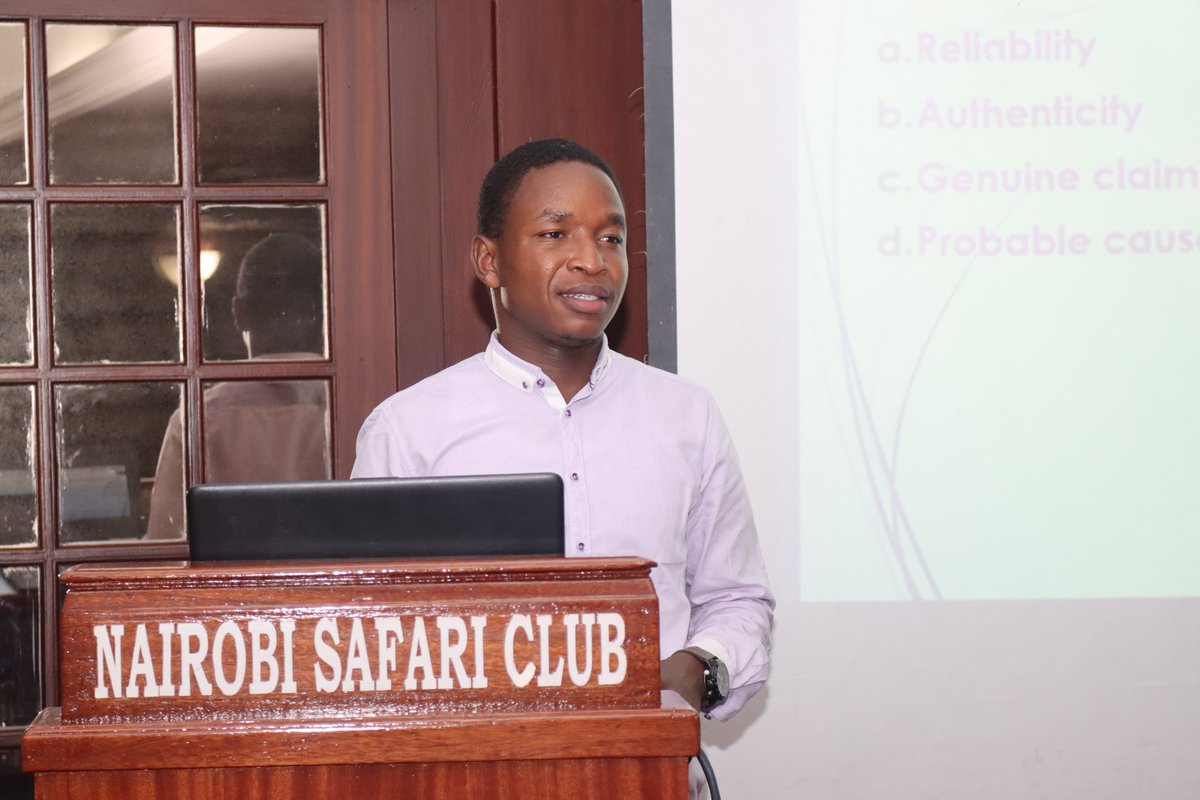 EACHRights's tweet photo. #CommunityEngagement involves working with &amp; through groups of people. The community is the originator of discussions. For #PublicParticipation, the originator is NOT the public. The public is invited to give opinions on a thematic discussion #Nielimishe #CommunityLiaisonTraining https://t.co/IqeYLdCMbY