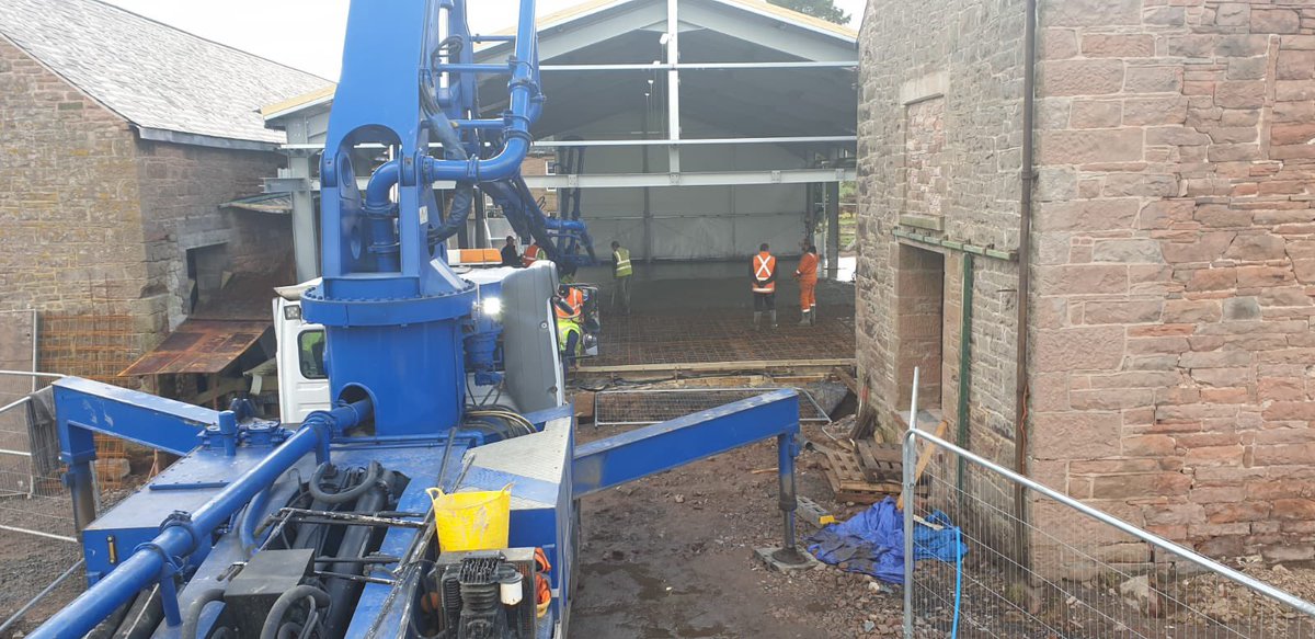 HandyConcrete's tweet photo. A great pump job with Alto guys, showing them the Best Stuff. Opposition popped in to have a look, hopefully they will have seen how it should be done! Quality and Service second to none. #teamhandy #number1 #daf #concrete #construction #Cumbria https://t.co/kdH5TtTFdv