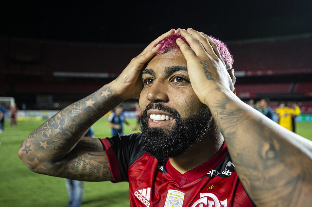 Brasileirao's tweet photo. Um bom dia pra quem ainda tá assim 😂

Pode acreditar, @gabigol, o @Flamengo é  meu bicampeão! #BRFLA

📸 @AlexandreVidal1 https://t.co/nLdsIOLuEX