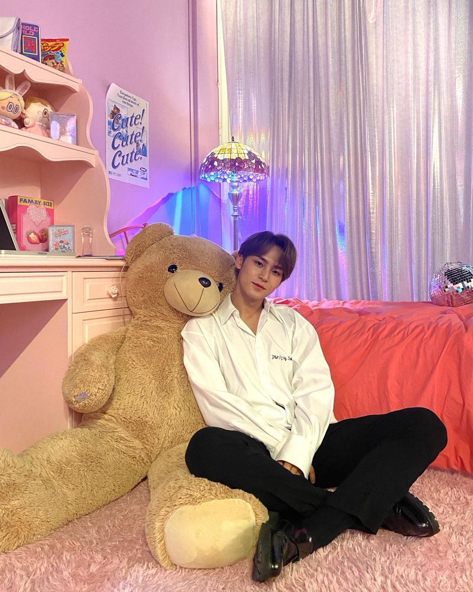 7TEENID | STREAM #Home_Run tweet media