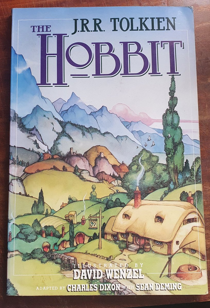 The Hobbit graphic novel, illustrated by @DavidWenzel3 is still one of my favourite comics of all time. The art just sings. 