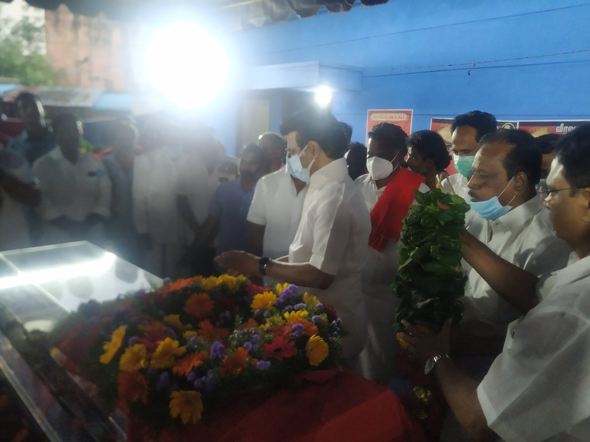 vetrivel1996's tweet image. மறைந்த கம்யூனிஸ்ட் மூத்த தலைவர் தா.பாண்டியன் உடலுக்கு @mkstalin நேரில் அஞ்சலி...
#mkstalin #RIPDPandian