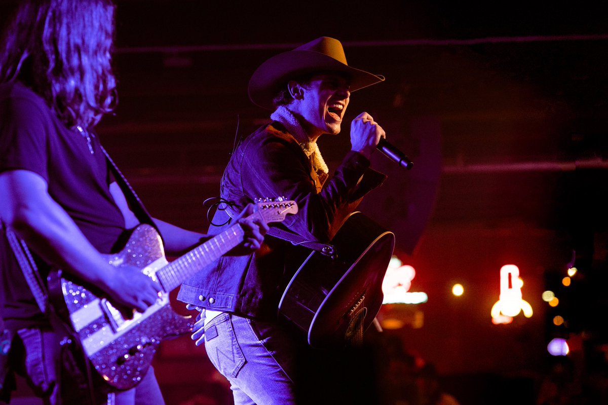 RandallKingBand's tweet photo. Arkansas! We’re back at Majestic in Fort Smith on 3/18! Bringin ol @codyhibbard_ with us. It’s gonna get #countryashell 🔥 https://t.co/BAJ038VYyw