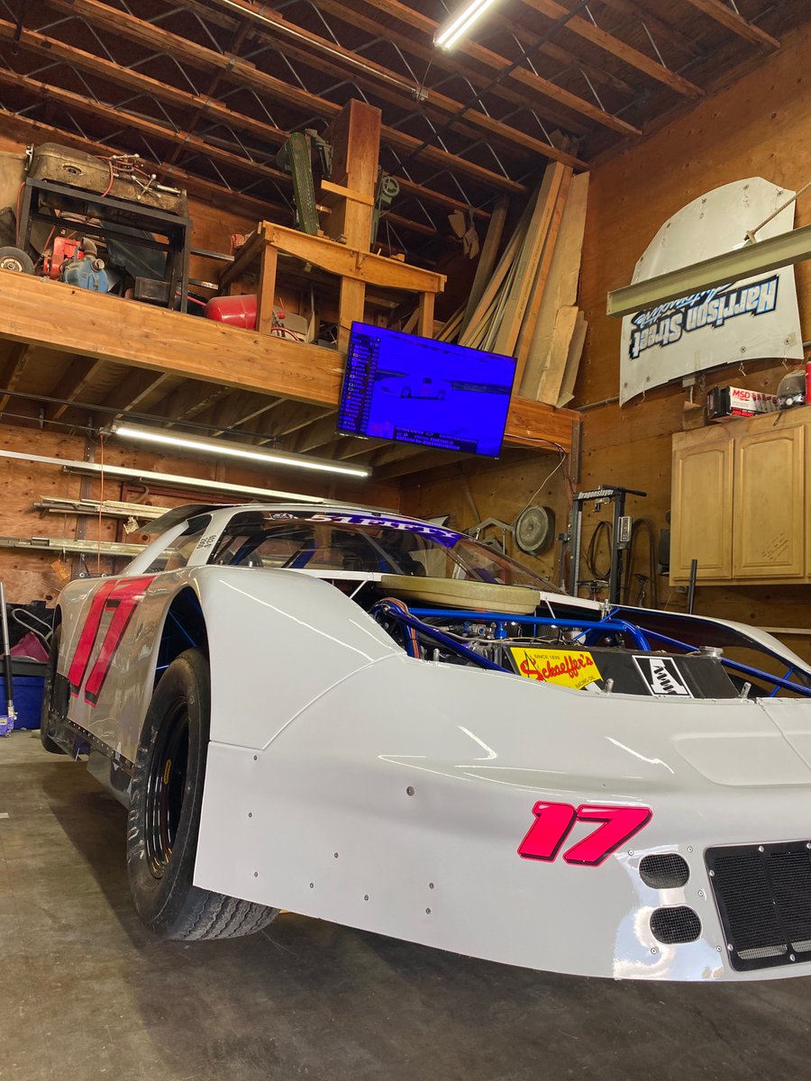 We will be going live on Facebook on Kercie Jung Racing tomorrow morning on our way to Madera Speedway for practice! Stay up to date on our facebook page! Ask questions if you have any!