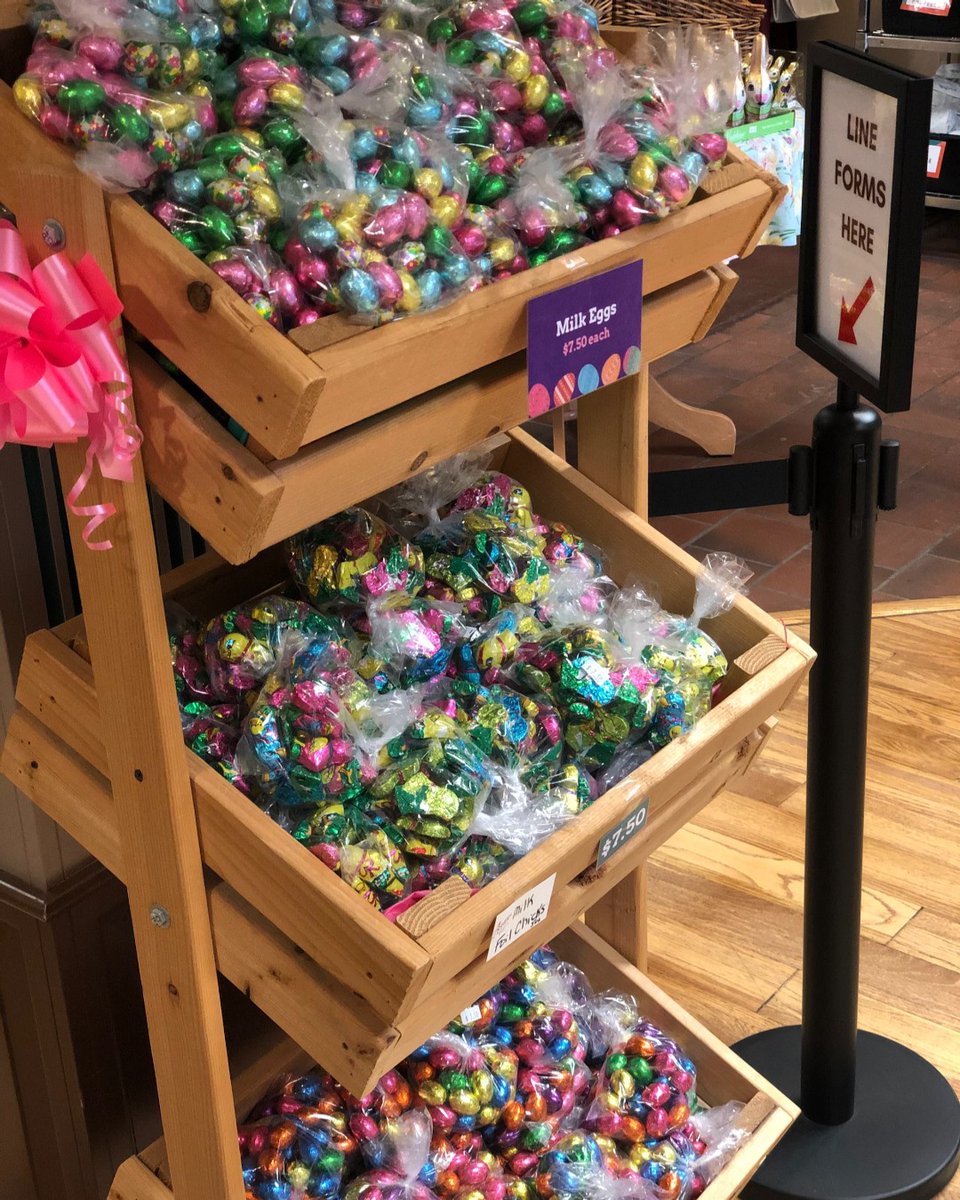 AshersChocolate's tweet image. Solid Chocolate Eggs, Chicks, and Bunnies are back! What's an Easter basket without them?! Get yours today! 

In Store &amp;amp; Curbside Pickup:
Souderton: ow.ly/4mb850BZHvY
Lewistown: 717-248-3700

#AshersChocolateCo #Easter #Spring2021 #HopIntoSpring