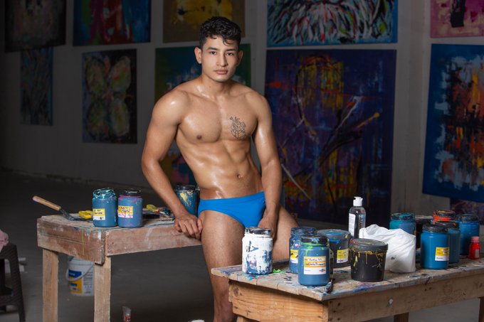 Lets make some art ? #camguy #Jockmen #FridayFeeling #weekend https://t.co/hDFBRdSHmz
