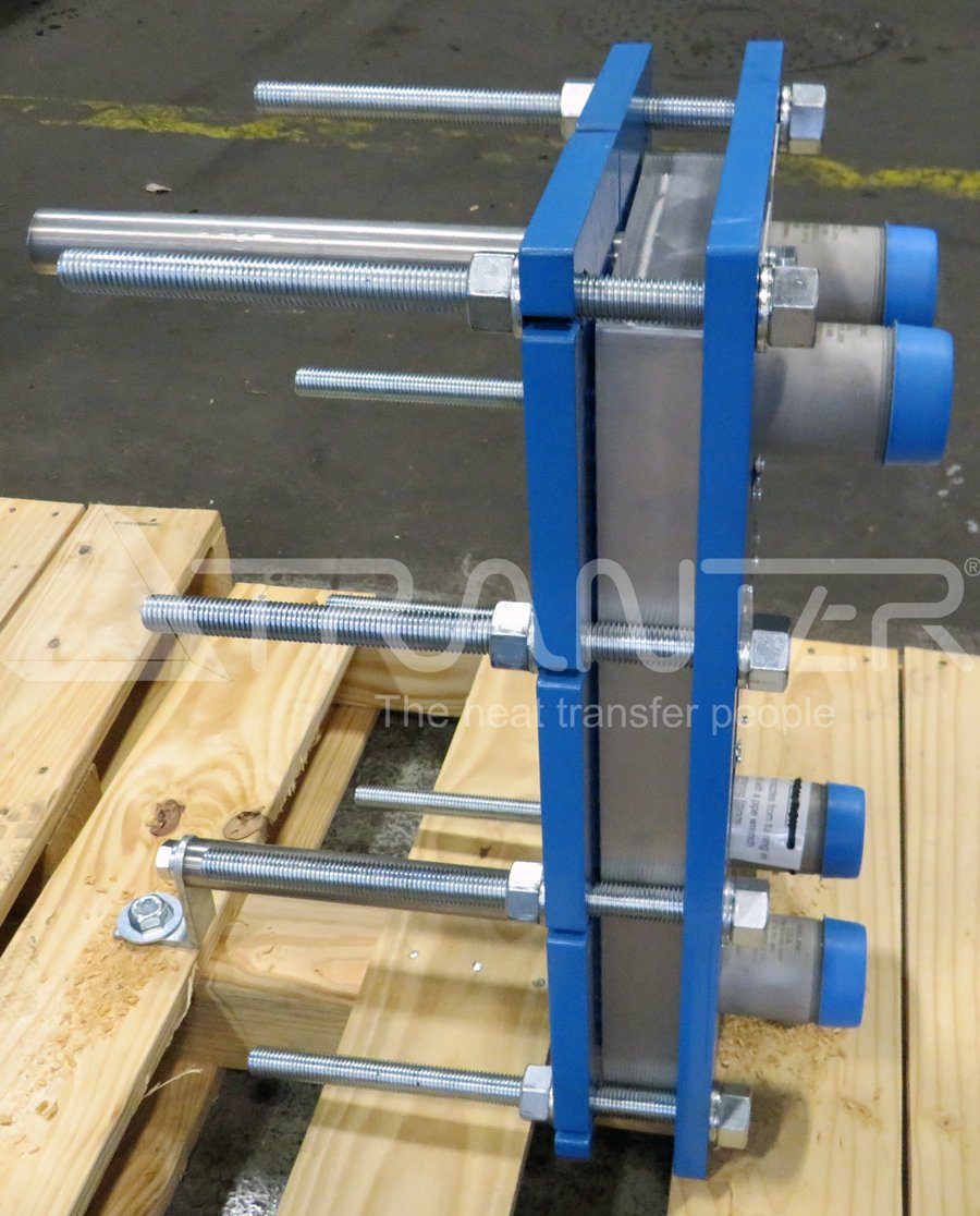 tranterinc's tweet photo. A small Superchanger® Plate &amp; Frame Heat Exchanger is headed to a manufacturing facility that produces polyurethane for adhesive applications.  With such an effective footprint and high versatility, the SC provides outstanding efficiency transferring heat. #heatexchanger https://t.co/ki9p8GFBJR