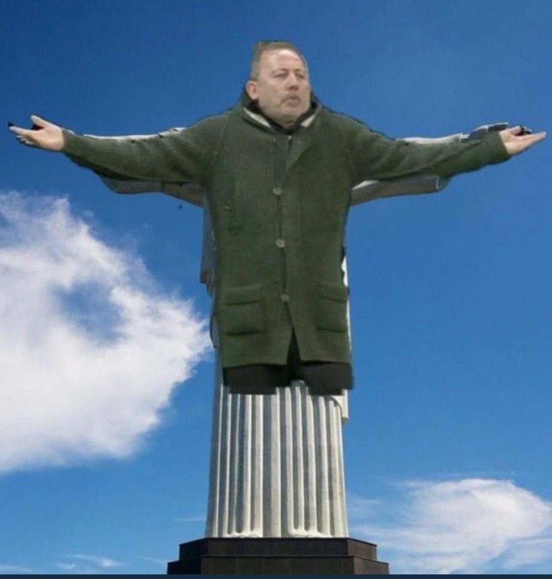 Sergenlik pardon özgürlük heykeli #BJKvDNZ  #BOUPENDZA  larin