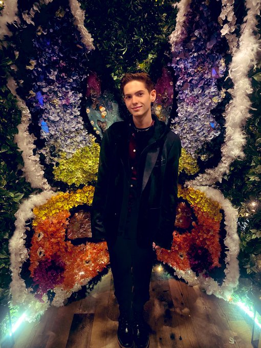 I said okay I&rsquo;m smiling https://t.co/uMetonBK1O<a href="/tag/lanadelrey"class="tags"><span>#lanadelrey</span></a>