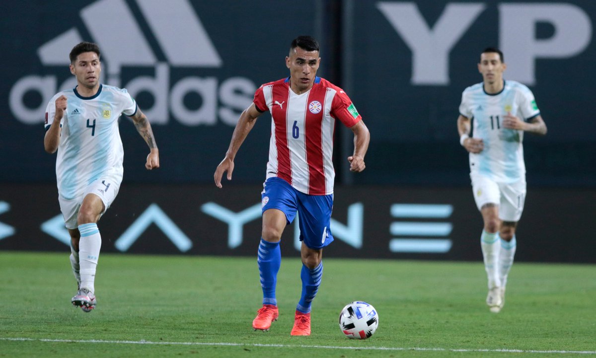 ¡Merecido reconocimiento a nuestros albirrojos! ⚪🔴

Gustavo Gómez (<a href="/Palmeiras/">SE Palmeiras</a>) y Junior Alonso (<a href="/Atletico/">Atlético</a>), fueron elegidos los mejores zagueros del <a href="/Brasileirao/">Brasileirão Betano</a>. 

✍ bit.ly/37Oks0o [@tigosportspy]