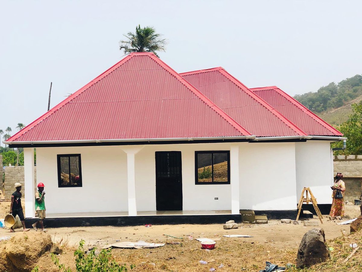 AbramHarding5's tweet photo. I don’t have the right words to describe how I feel about completing this project. 🏡First completed project of the year 2021 &amp; many more to come. Thanks to the client who put so much trust in me and the resources to make this a success.@toubuya @BRAMTECH1 🏡🇸🇱 https://t.co/frNI3lB0Tt