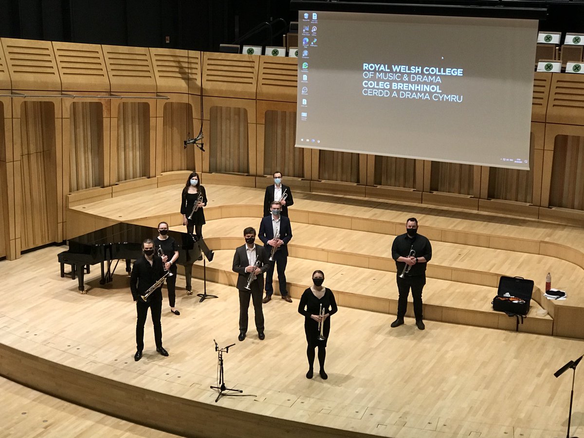 End of a brilliant day ⁦<a href="/RWCMD/">Royal Welsh College of Music & Drama</a>⁩ today. Thanks ⁦<a href="/Avo_trumpet/">Chris Avison</a>⁩ and my awesome trumpet students, really proud of you all, you smashed it🎺🏅🏴󠁧󠁢󠁷󠁬󠁳󠁿💪