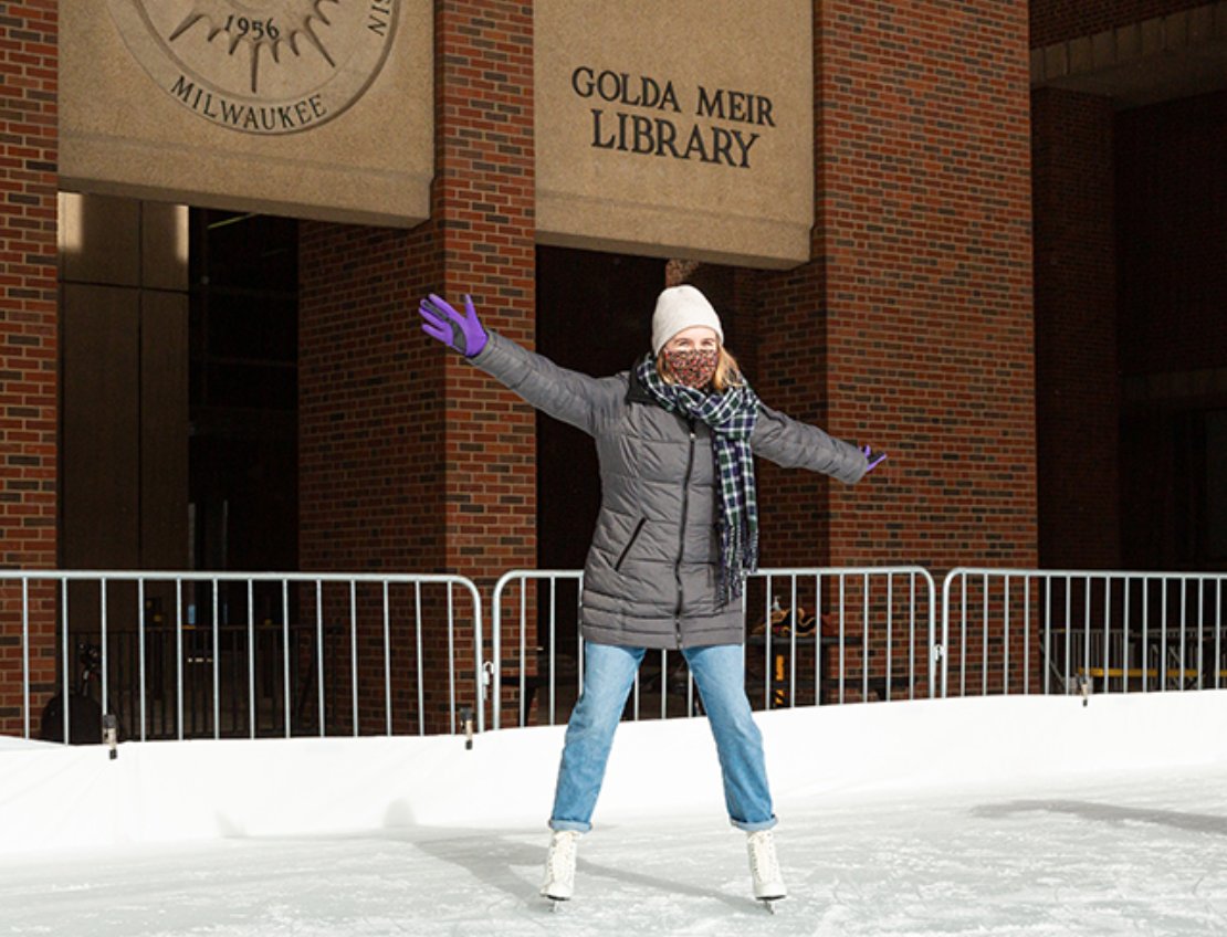 UWMUnion's tweet image. Followed our heart and it lead us to the ice rink @CAB_UWM ⛸️

⏰: Opened Monday - Friday 3 - 8 p.m.
📸: @Elora_Lee