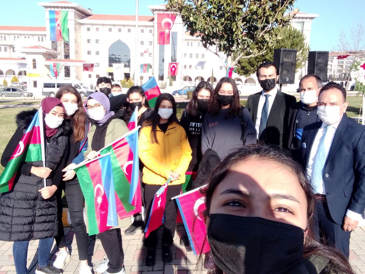 Azerbaycan-Karabağ Parkı ve Hocalı Soykırımı Anıtı'nda aziz şehitlerimizi anma programına katıldık.
29 yıldır kanayan yaramız, insanlığın utanç gecesini asla unutmayacağız, unutturmayacağız. 🇹🇷 🇦🇿#HocalıBirSoykırımdır