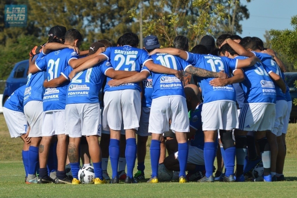 🎶🎶🎶🎶La BaNdA eStÁ LoCa ...y QuIrE lA CoPa 🎶🎶🎶🎶🎶

Es mañana guriceee!!! a buscar nuestra primera estrella para el escudo. 
SABADO 11AM - POSOS VS GENEXUS
<a href="/LIGA_MVD/">LIGA MVD</a>