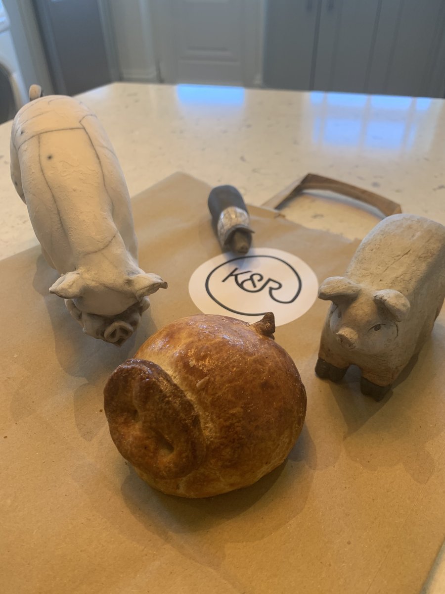 clubagogo's tweet photo. Thanks to Patrick for picking up our provisions from #KennedyandRhind @Dkfs16 @ChopChopChef however one of these 'little piggies', didn't make it to market! https://t.co/dMD3eCFXgC