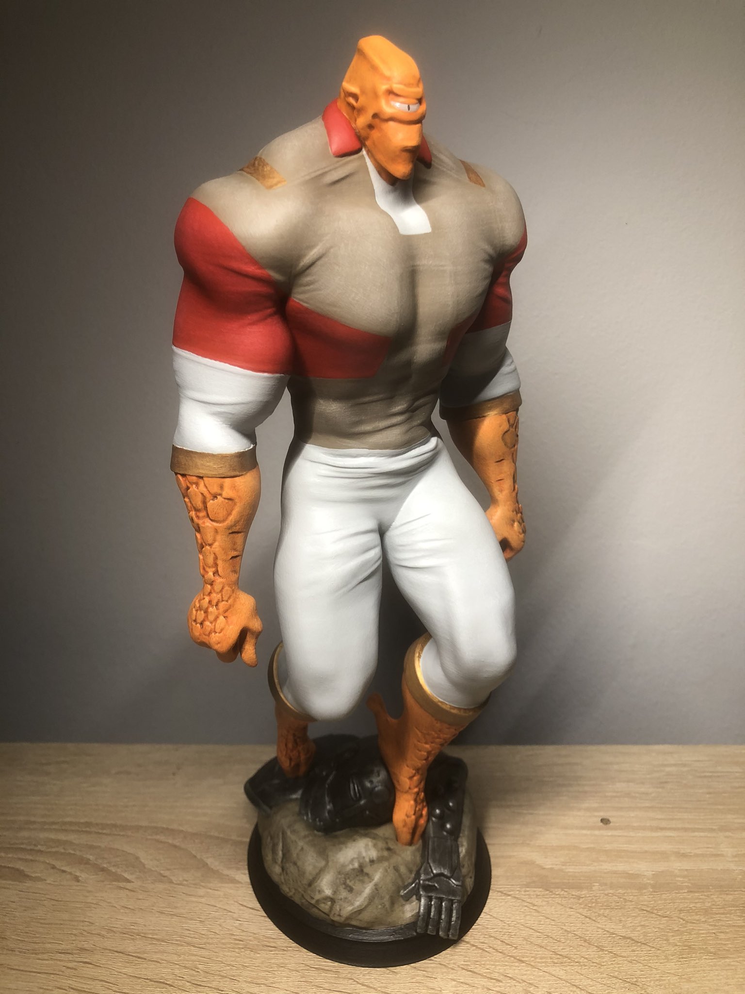Roger Soler Serrano on X: The biggest Invincible action figure ever made!  1/6 scale (28cm/ 11”) Thanks to @3dzipguy for the 3d body archives!  @Skybound @InvincibleHQ @RyanOttley @RobertKirkman @InvincibleCast  @InvincibleInck #custom #action #