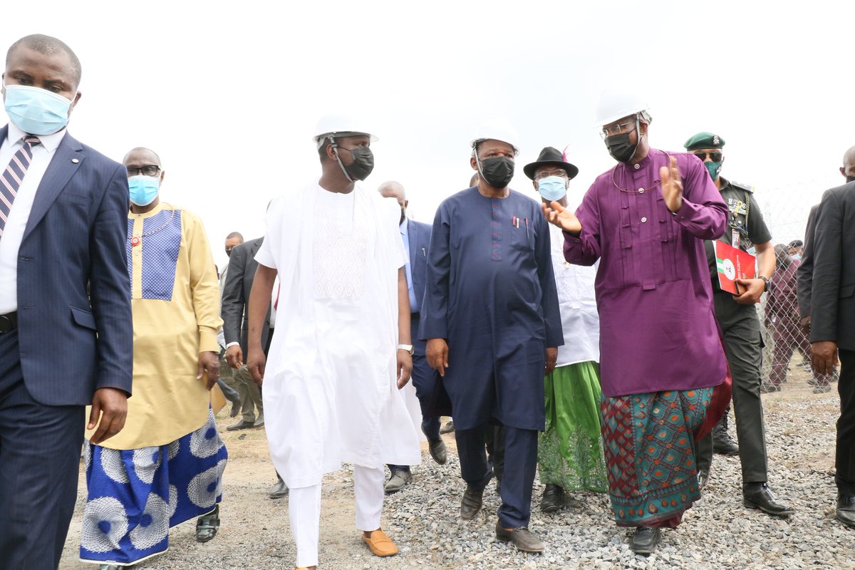 modisalihijo's tweet photo. We just concluded the commissioning of a 1.35MW Solar hybrid power plant, under the #EnergizingEducationProgramme designed to power the Federal University of Petroleum Resources, Effurun (FUPRE) in Delta State. This is the 5th #EEP project to be commissioned, more underway. https://t.co/guwIO0jqmV