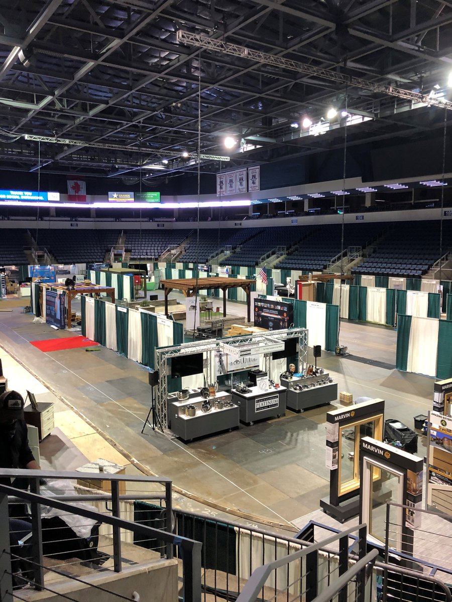 GemsEvents's tweet image. Collin County Home &amp;amp; Garden Show is set and moving in ahead of busy weekend!