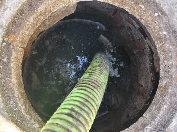 SubPlumbing's tweet photo. Most catch basins in Chicago need to be cleaned and pumped out with the use of a vacuum pump truck in order to be prepared for a big rains or heavy snowfall.
Let Suburban Plumbing Experts pump out your catch basins! https://t.co/kylEc6Nz1V
#catchbasinpumping #catchbasincleaning https://t.co/m3XIZSU1IR