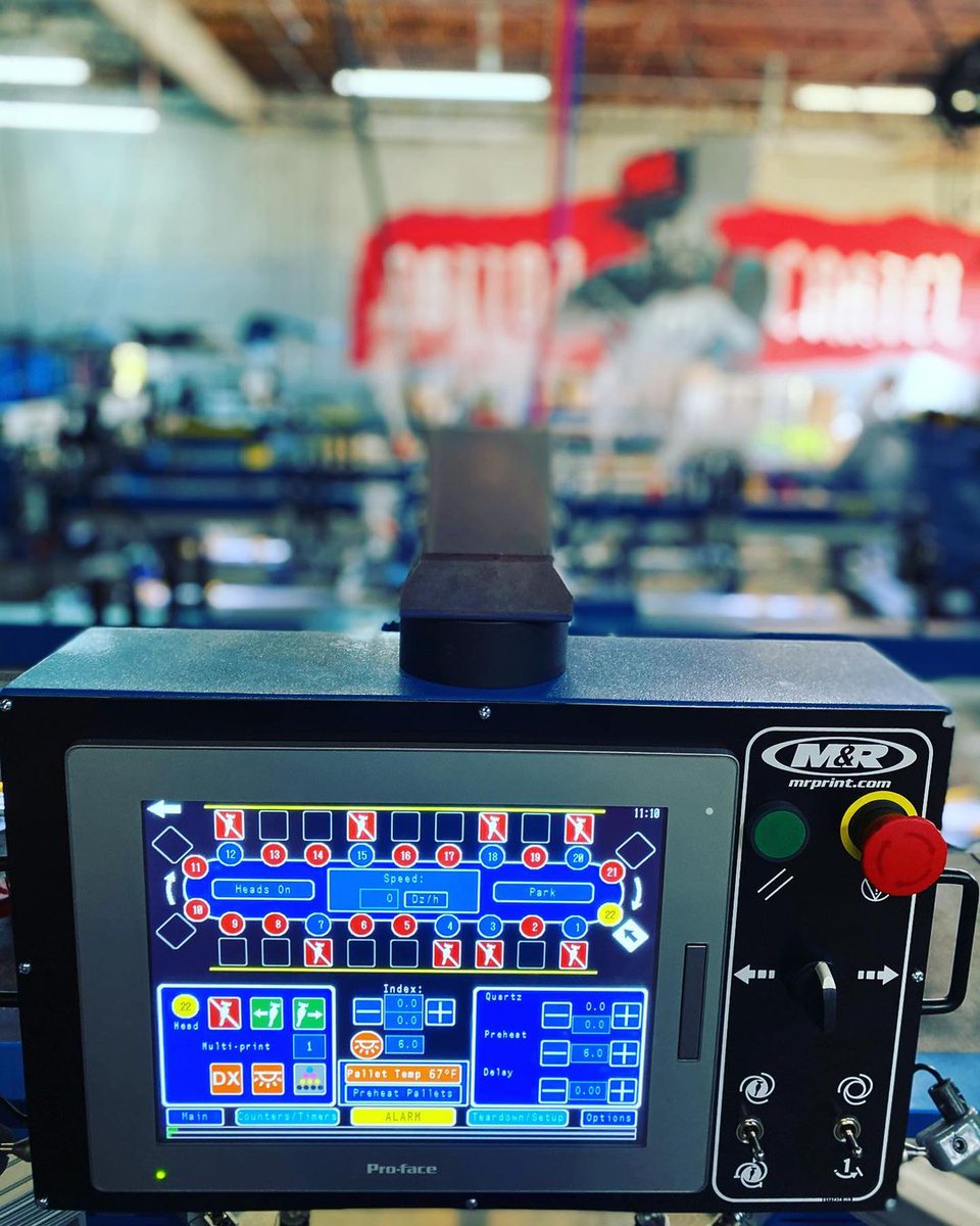 mrcompanies's tweet image. TGIF!  Shout-out to all those weekend warriors! 🔥😎

📸 @dfwink

#MRBlueCrew

#screenprinting #automaticscreenprinting #printlife #squeegee #screenprintlife #screenprinters #ink #printmaking #supportlocal #printshoplife #screenprintingshop #ilovescreenprinting