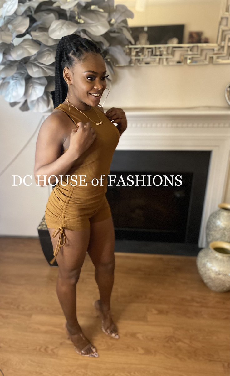 Happy Friday Dolls 🤗.. Head into the weekend 🍸📽🍿loungewear ready in our “Craving Caramel Set”. It’s:
✔️ Affordable.. ON SALE - This weekend only. Use code “Flash” for da low.
✔️ Soft/Sexy
✔️ Comfortable
...
#weekendsale #affordableprices #discountedprices #BlackOwnedBusiness