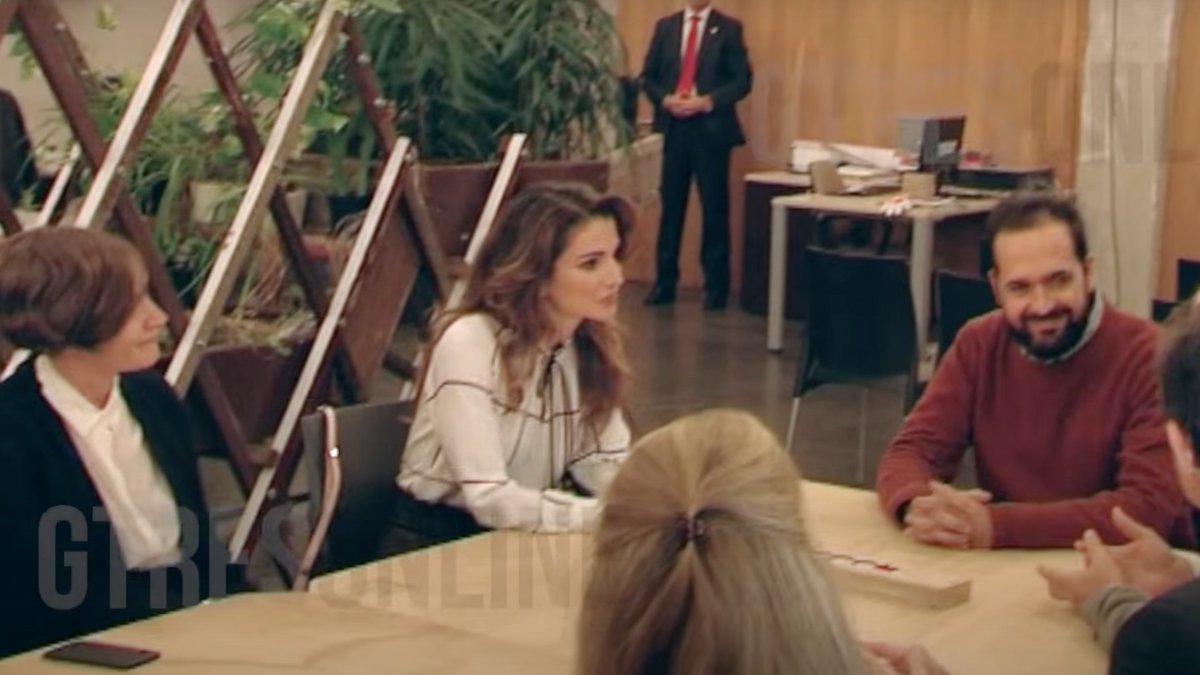 SaveTheLab's tweet photo. .@QueenRania, do you remember your visit to Spain in 2015? You were at @MedialabPrado and you were interested in the projects that we citizens develop. The city council of Madrid wants to dismantle us. Can you help us? We need your support! #SaveTheLab
https://t.co/E8gFmYUjy6 https://t.co/8sVqo62bBP