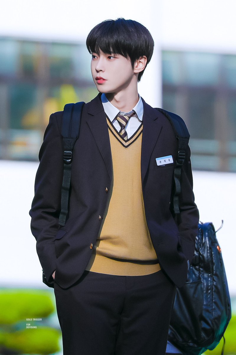 𝐠𝐨𝐥𝐝 𝐭𝐫𝐢𝐠𝐠𝐞𝐫 tweet media