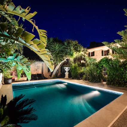 sollerweb's tweet image. Hotel Showcase.... 1 a day.... but not only hotels....rental properties for your dream week in paradise 🏖️

CA'N ARQUER - Finca to rent with pool - sleeps between 6 and 14 guests, in the heart of Soller

sollerweb.com/canarquer.html
Reservations: +34 660 660 431
@canarquer