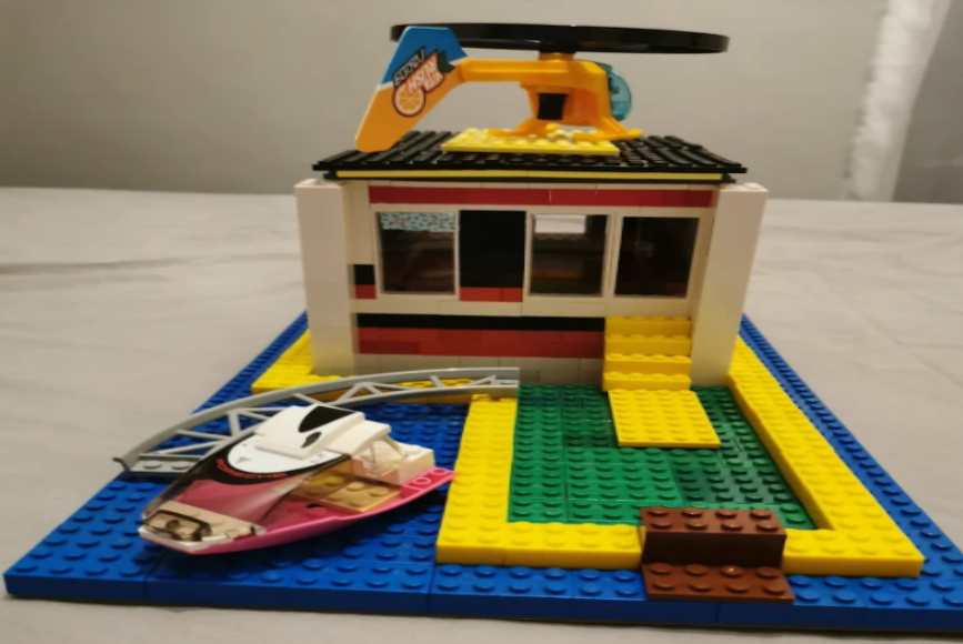 KS3 students were set work about model making, which leads into their GCSE in DT. The brief inc. a PowerPoint &amp; video explaining the task, was to make a model house or room. Watch out  <a href="/Channel4/">Channel 4</a>  #amazingspaces  <a href="/MrGeorgeClarke/">George Clarke</a> our #students are the architects of the future 👍