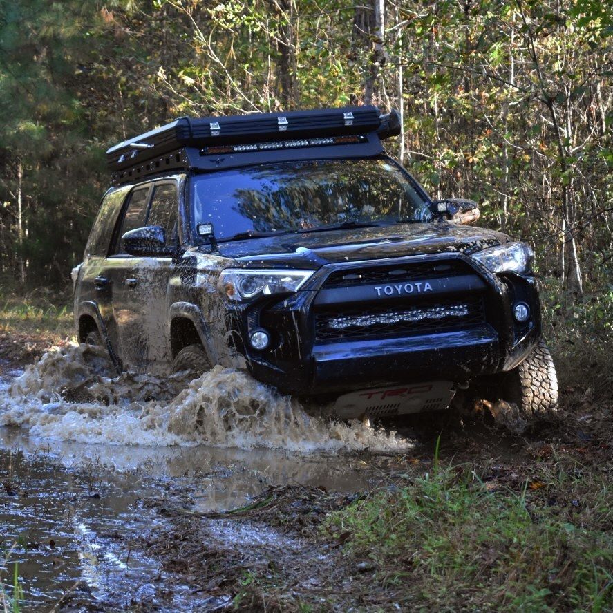 ToyotaMojo's tweet photo. Nice looking 2019 #Toyota #4Runner #Overlanding coming through the mud and muck.   What a great build and great pic, IG @nacho_t4r

#4RunnerOverland #team4runner #4runnermafia #team4runner #4runnernation #4runnerlifestyle #4runneraddicts #4runner #t4r #4runnermods https://t.co/9D5rKHJGlY
