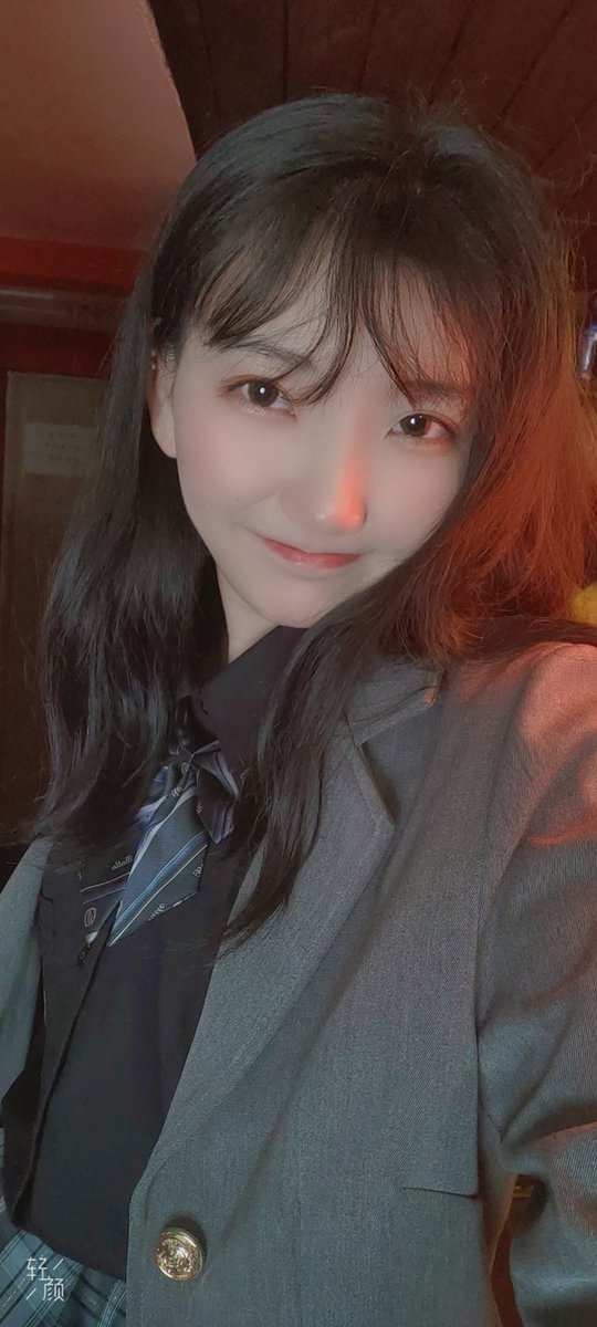 Yunx1x1's tweet photo. 五周年快乐嘿嘿 https://t.co/0uMKFgvu1q