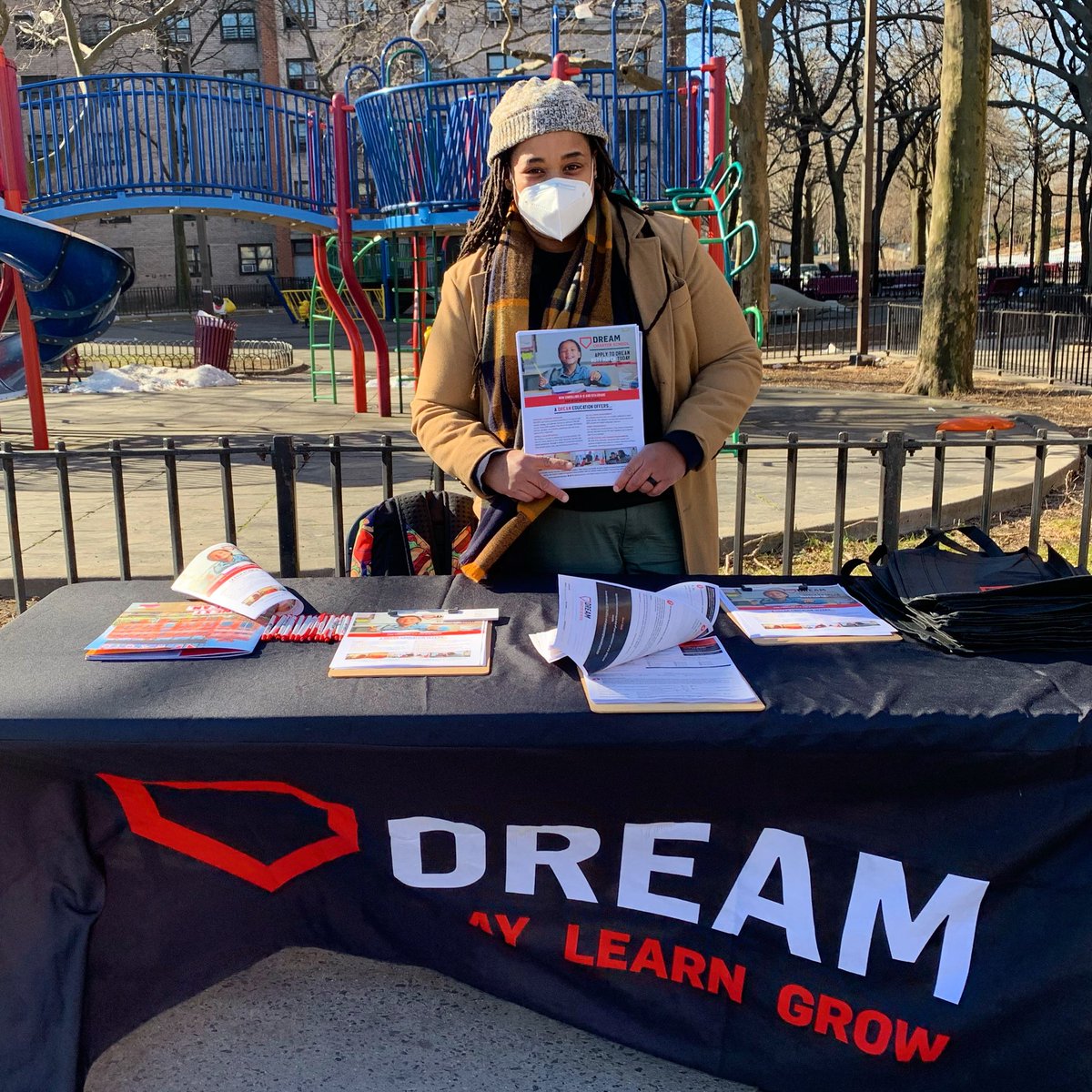 ClarisaForNY's tweet photo. Guess what time it is? Time to apply to DREAM Charter School in Mott Haven! Kindergarten, 1st Grade, 2nd Grade & 6 grade, that’s right 6th grade too! #MottHaven #Csd7 #bronx @wearedream https://t.co/igCCVu3ztK
