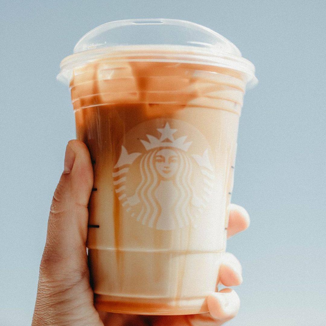 Find your light. And your Iced Caramel Macchiato <a href="/Starbucks/">Starbucks</a> 
#shopoutletsoflittlerock
