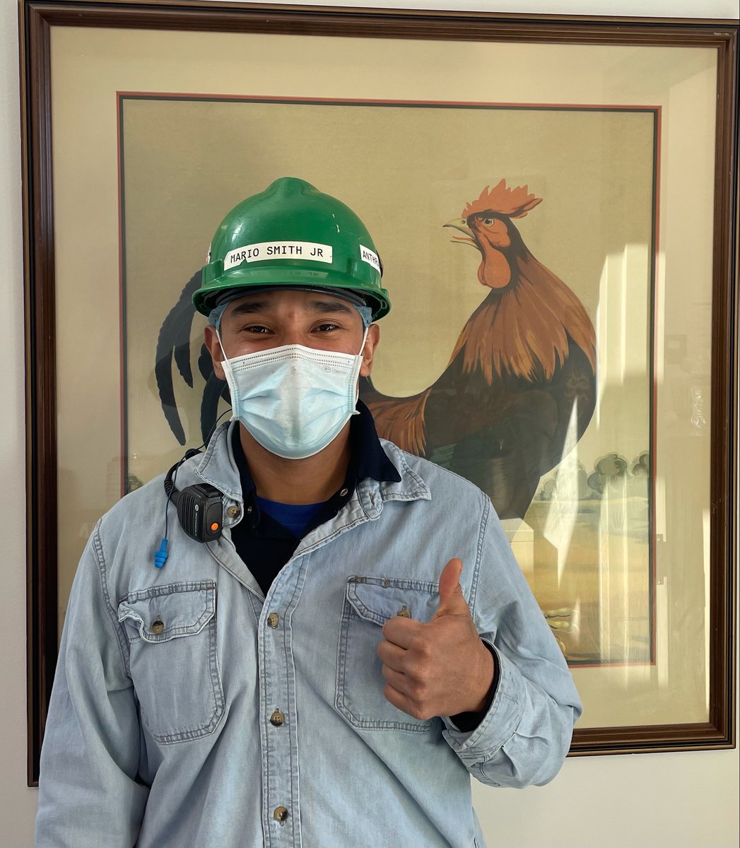 Mario Smith is also being recognized as having a positive attitude and being diligent in all that he does. Mario wishes to thank the entire maintenance team for their support and for teaching him so much, especially his Superintendent Josh Davis. 
#LPP #lincolnpremiumpoultry