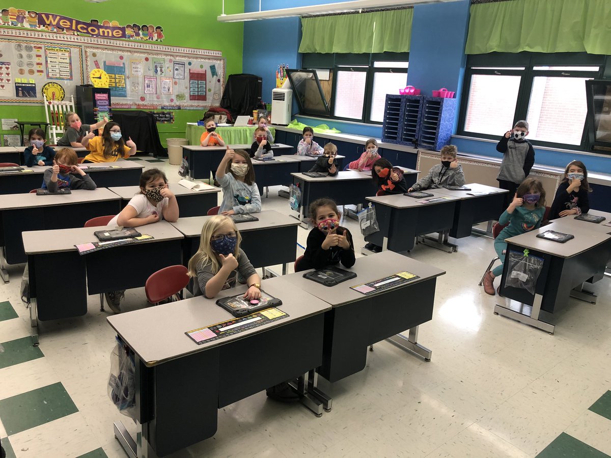 These fabulous first graders just came up with 5 different ways to make $0.26!! I am so impressed! 💰👏🏻 <a href="/Mr_Popowitz/">Dr. Popowitz</a>