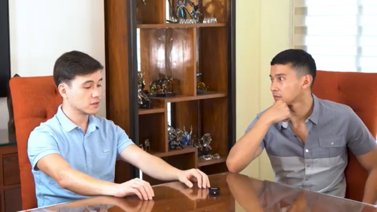 now I know the reason why Maine fell in love with Arjo 🤍 there’s just something in the way he talks, a man that’s very genuine and full of wisdom. I can listen to him talk about his passion all day ksksksksk 🥰