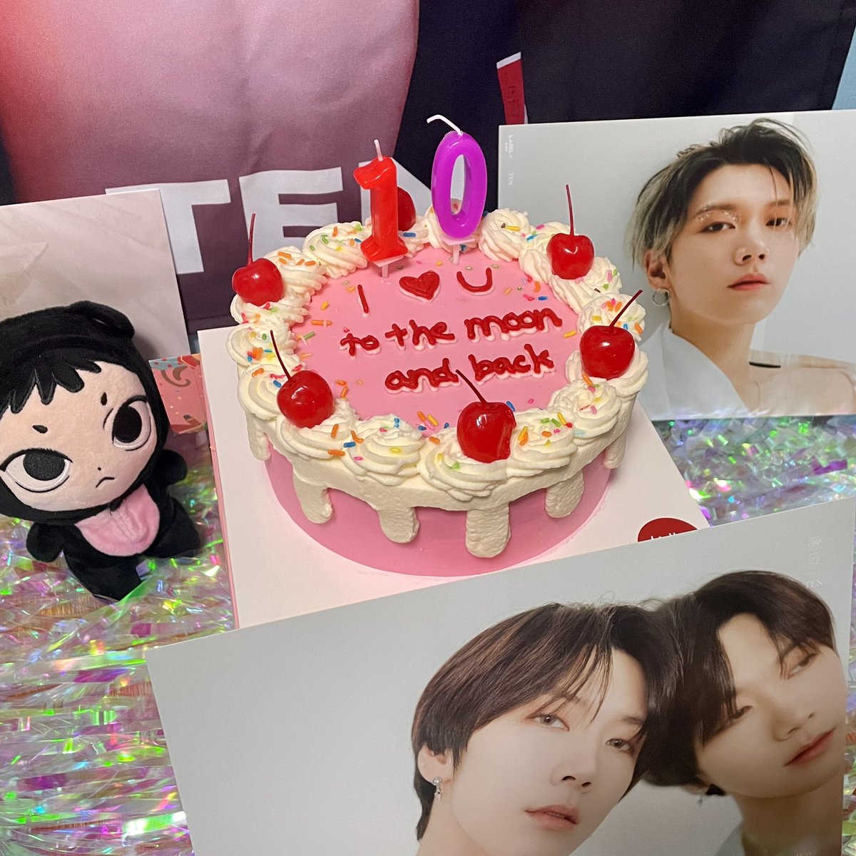 nein_10's tweet photo. 텐절에 함께한 내 첫 1호 텐 생일케이크
앞으로는 더 예쁜 케이크와 함께 
100호까지 초불기를 기원하며 🤍
#HAPPYTENDAY https://t.co/9VyuZ94wkA