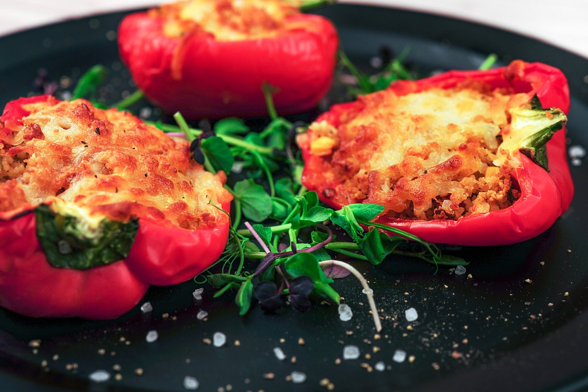 FoodGcl's tweet photo. peppers stuffed with cous cous and mozzarella🧀

We can supply cheese in Grated, Diced, Shaved, Ribbon, and Crumb format with a variety of pack sizes available

#foodsupplier #fooddistributer #gcl #foodservice #foodmanufacturer https://t.co/PTpQSagGNa