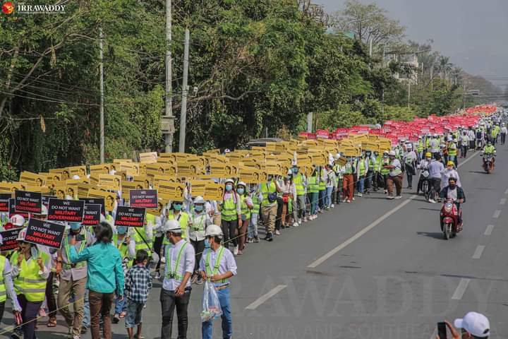 TTNwe4's tweet photo. Today Mandalay
#26FebCoup 
#WhatsHappingInMyanmar https://t.co/m5J6o8emi7