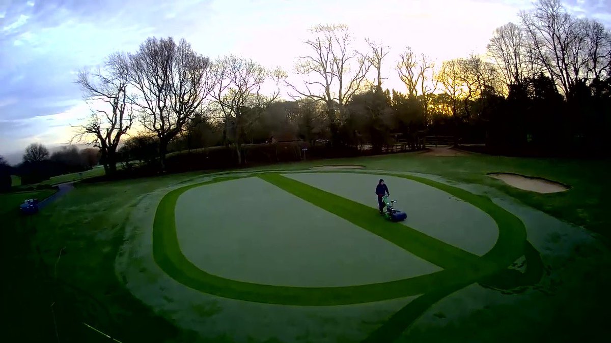 Goring & Streatley GC greenkeepers tweet media