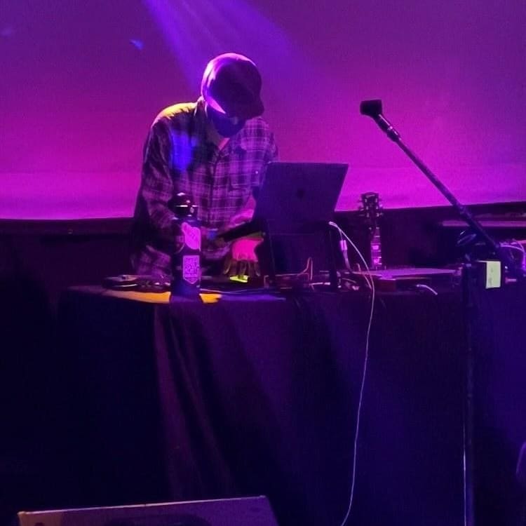 FLOATGOAT tweet media